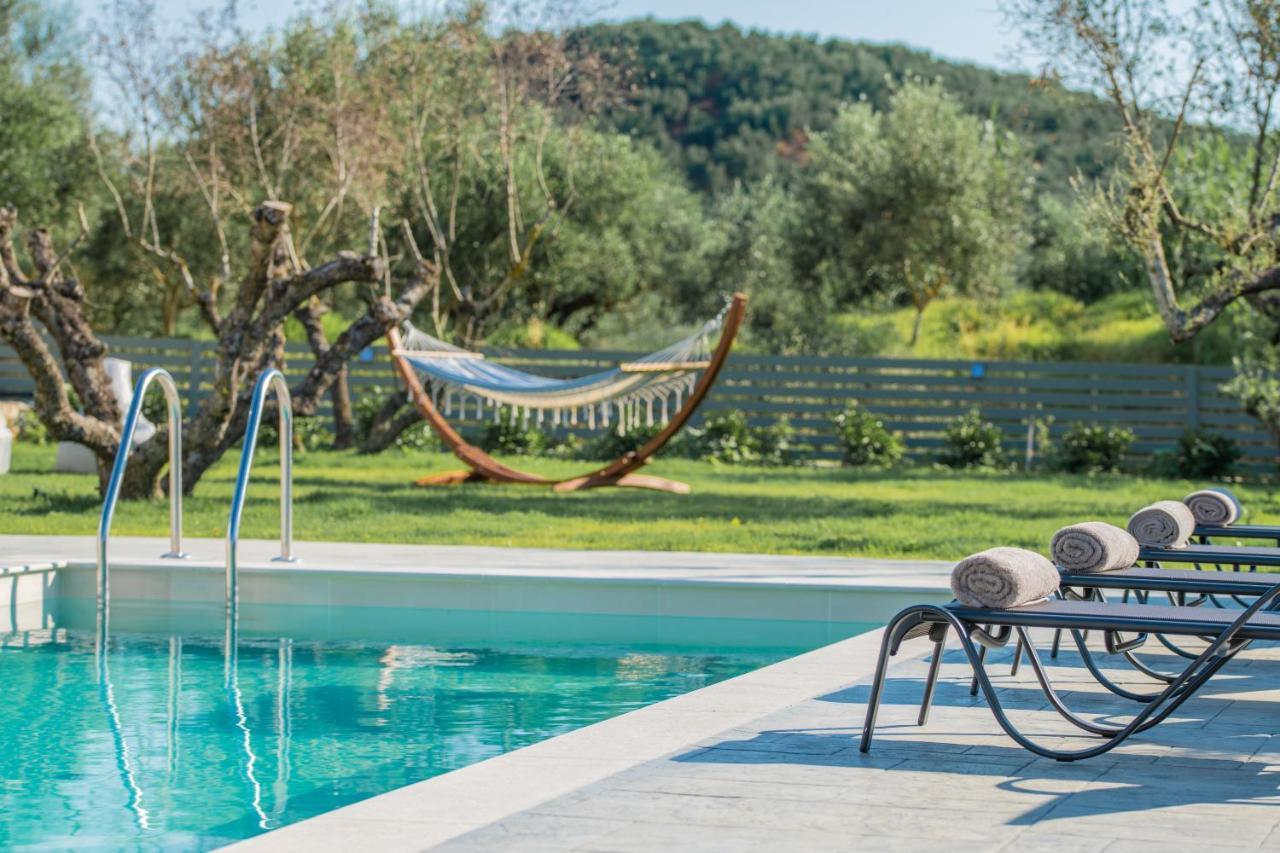 Valentino Luxury Villa Plános Esterno foto