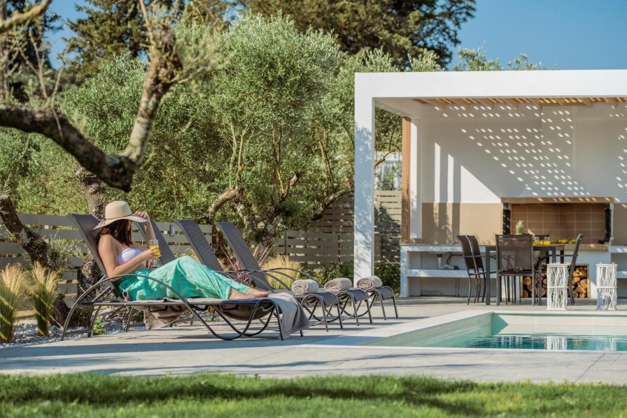 Valentino Luxury Villa Plános Esterno foto